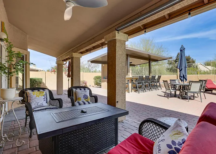 Desert & Entertainment Oasis Holiday home *